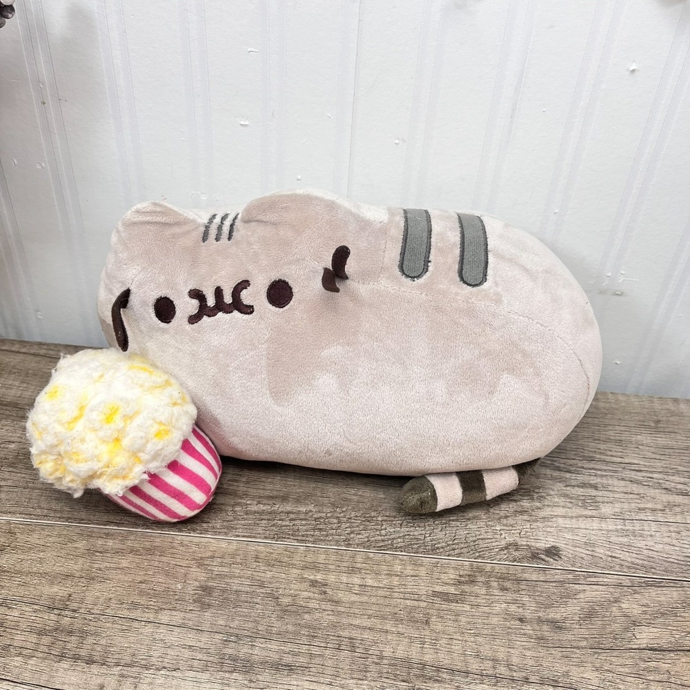 Gund PUSHEEN POPCORN Plush 11 Inch Snackables Cat Stuffed‎ Toy Laying Down